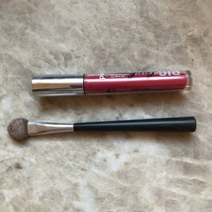 The Body Shop Makeup - IN SEARCH OF large tip sponge eye shadow brush The Body Shop Makeup - IN SEARCH OF large tip sponge eye shadow brush